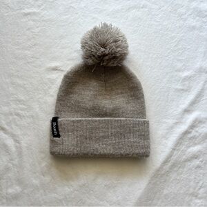 Slouch Headwear toddler beanie w Pom Pom in color cream/beige